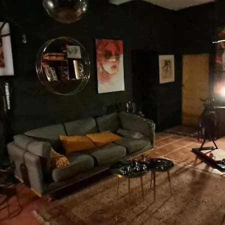 Love Room Perpignan - Week-End En Amoureux Perpignan - Love Room Pour Anniversaire 4* ペルピニャン