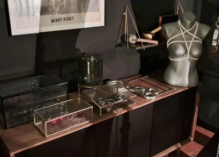 Couette-café Love room Perpignan - 35mn de Perpignan